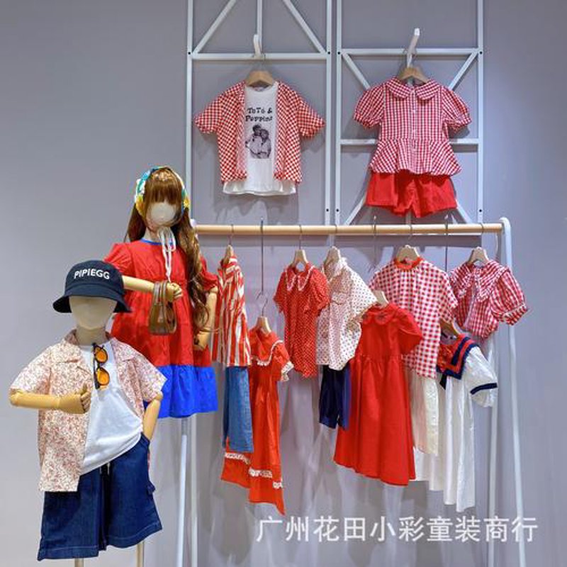 彭泽服装店:时尚之窗的新篇章